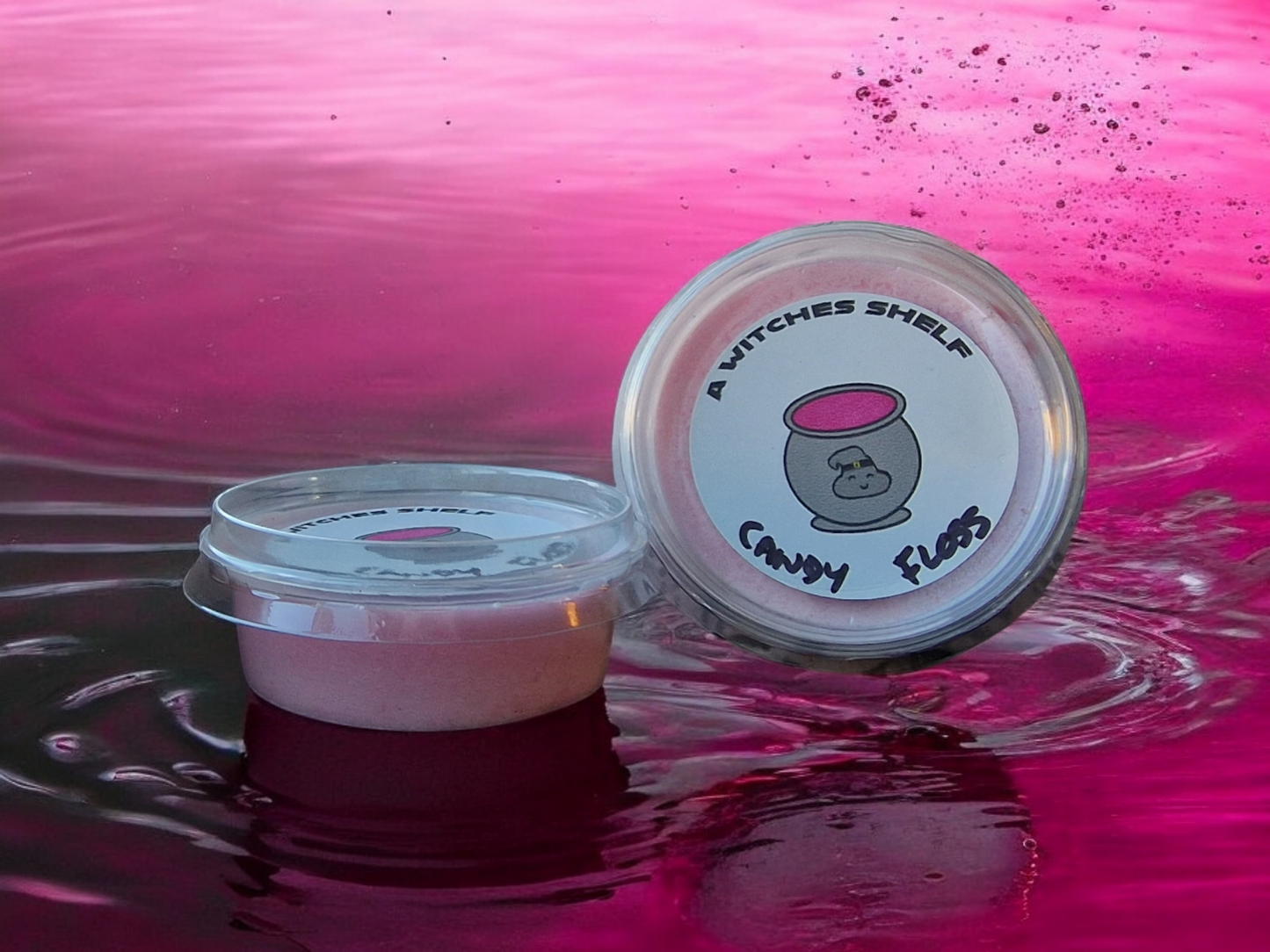 100 percent eco soy 2oz pot (100g) wax melt in the scent candy floss.