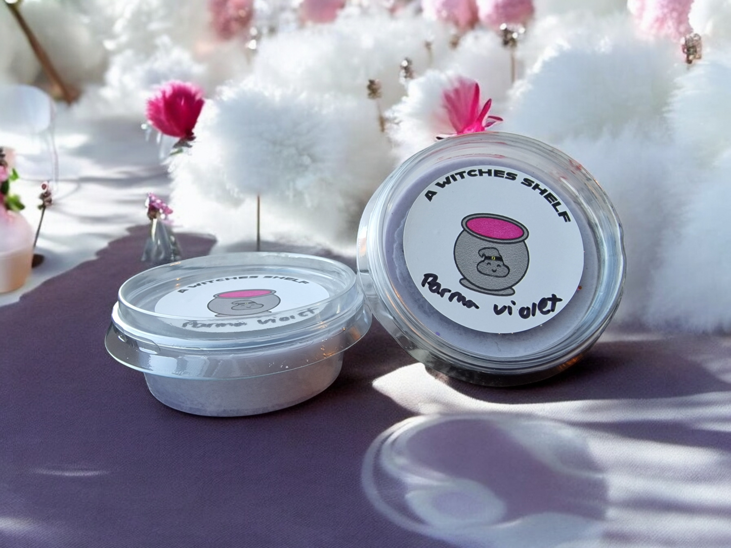 100 percent eco soy 2oz pot wax melt in the scent Parma Violet